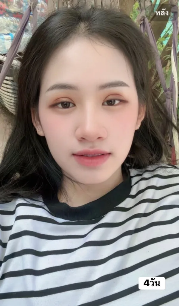 ทำตาสองชั้น